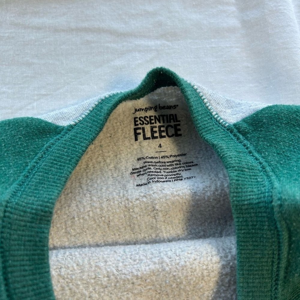 Boys‎ Graphic Shirt & Sweatshirt Bundle | size 4/5 - Picture 12 of 12